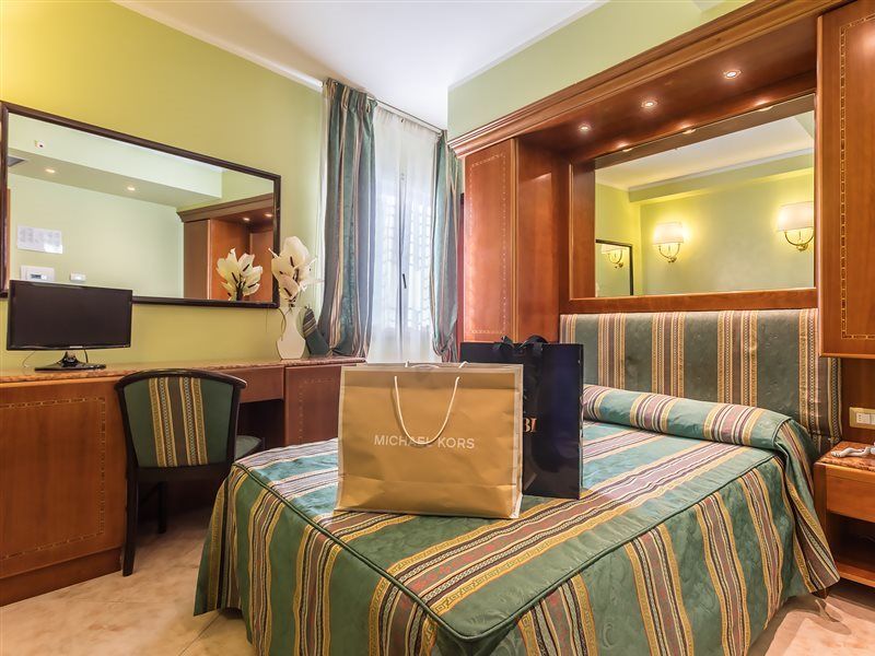 Raeli Hotel Siracusa Rom Eksteriør billede
