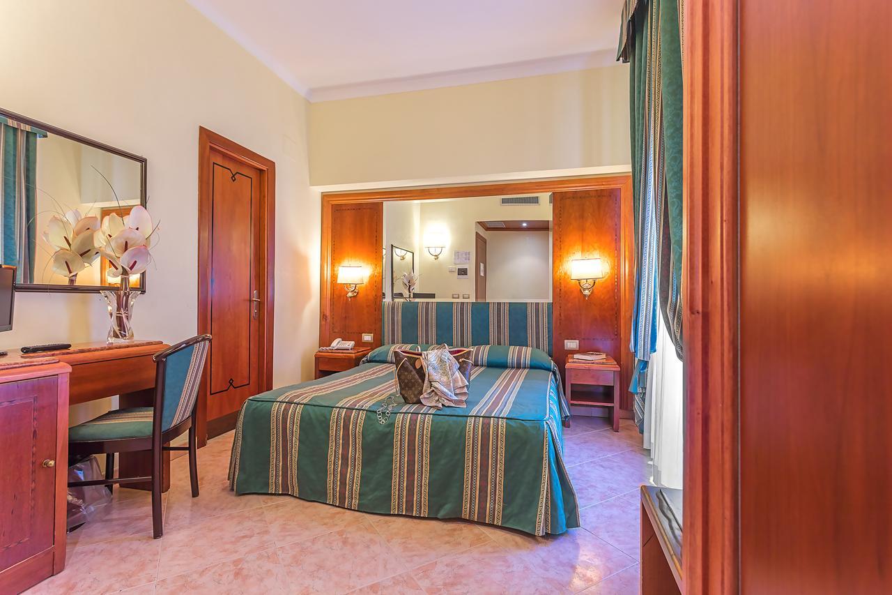 Raeli Hotel Siracusa Rom Eksteriør billede